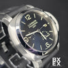 Panerai Luminor PAM00321 angled dial view